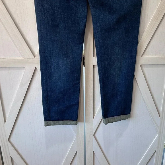 Hudson Jeans Natalie Midrise Slim Boyfriend Cropped Jeans in Leah - Picture 11 of 11